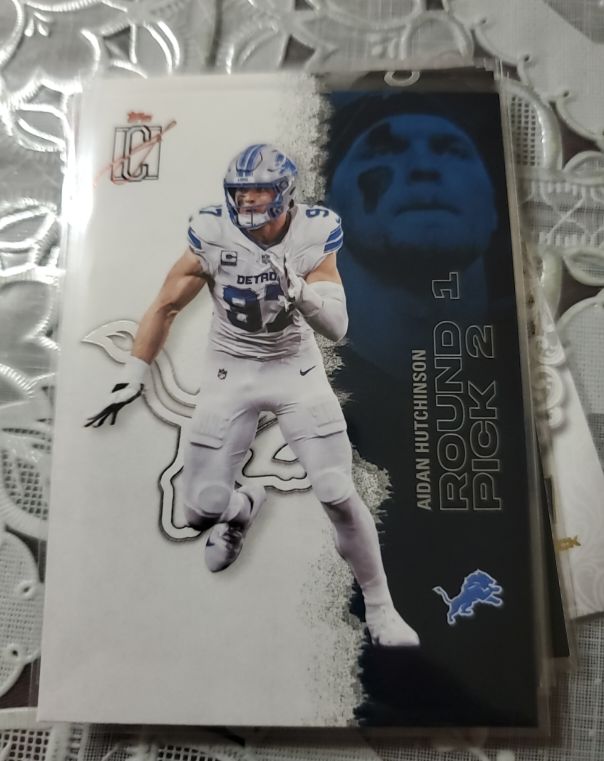2022 Donruss #1 Aidan Hutchinson — front