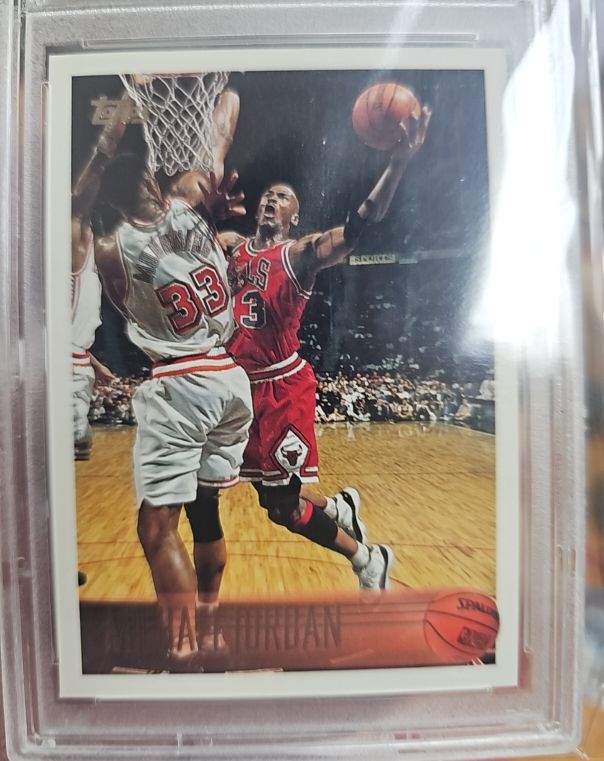 1994 Topps #1 Michael Jordan — front