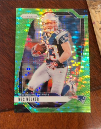 2012 Panini Prizm #268 Wes Welker — front