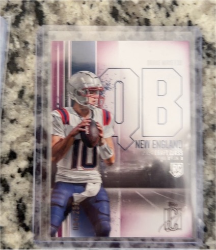 2021 Panini Donruss Optic #10 Mac Jones — front