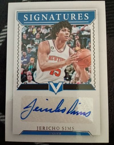 2021 Panini Valor Signatures Jericho Sims — front