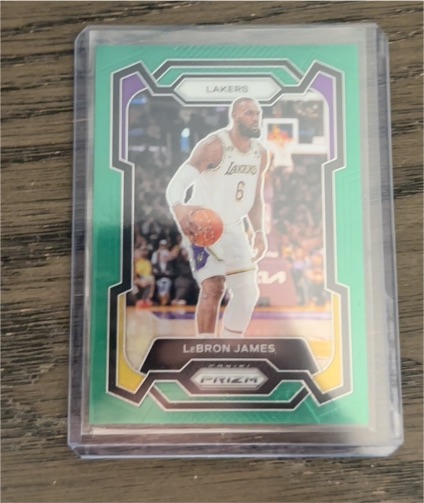 2020 Panini Prizm #6 LeBron James — front