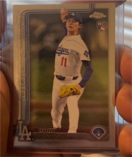 2023 Topps Chrome #RC Roki Sasaki — front