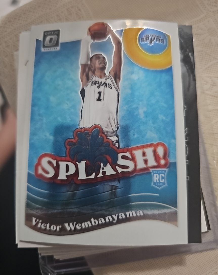 2023 Donruss Optic Splash! #SPL-1 Victor Wembanyama — front