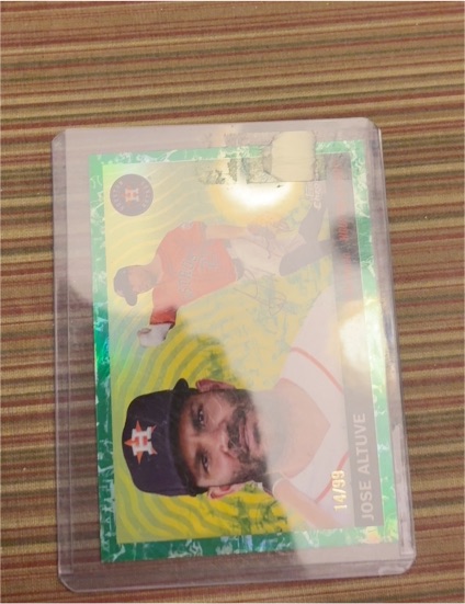 2021 Topps Chrome Jose Altuve #14 — front