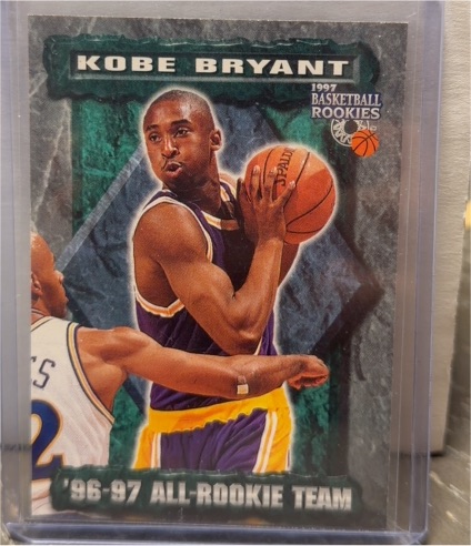 1997 Topps #96 Kobe Bryant — front