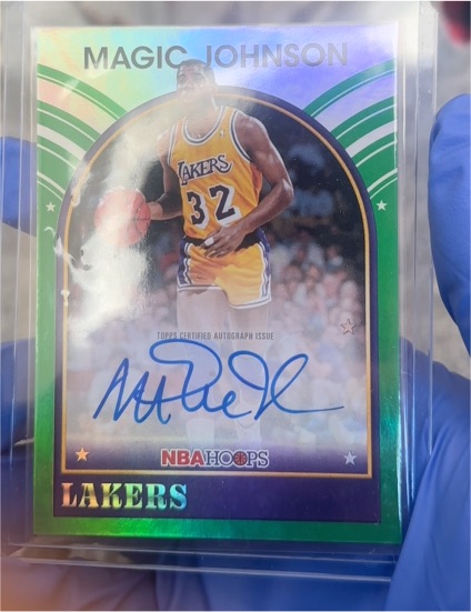 2021 Topps NBA Hoops Autograph #AA-MJ Magic Johnson — front