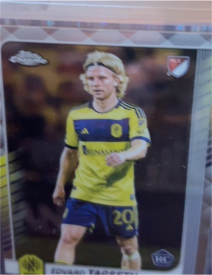 2022 Topps MLS #20 Esequiel Barco — front