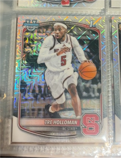 2011 Panini Prizm #11 Tre Holloman — front