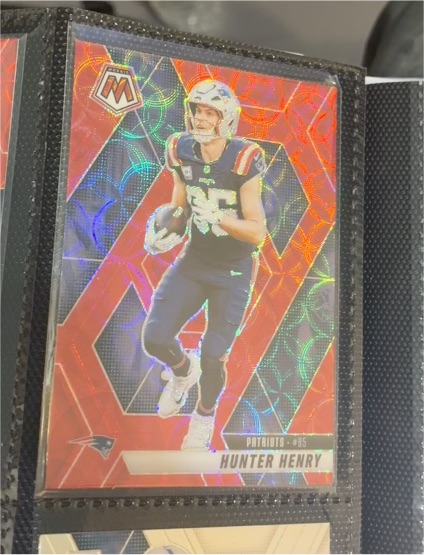 2021 Panini Mosaic #85 Hunter Henry — front
