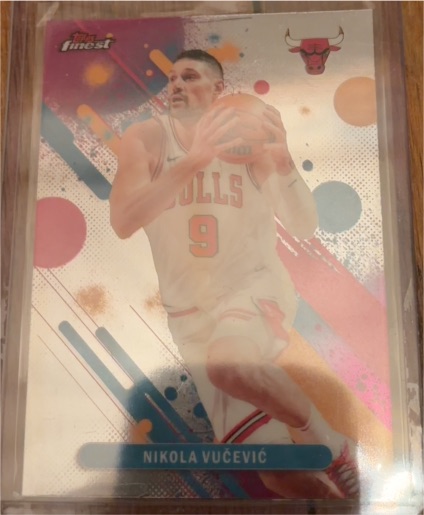 2022 Panini Finest #9 Nikola Vučević — front