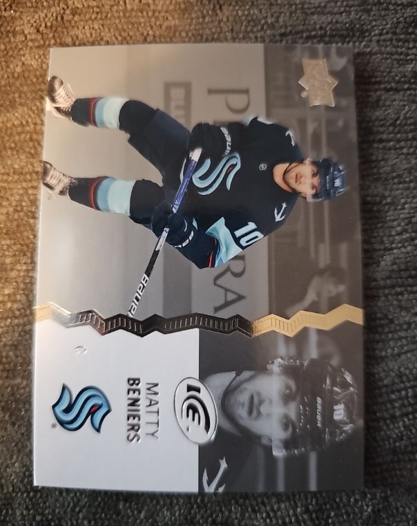 2022 Upper Deck Ice #LC-1 Matty Beniers — front