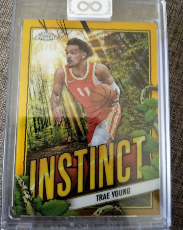 2021 Topps Chrome Instinct #INST-TRAY Trae Young — front