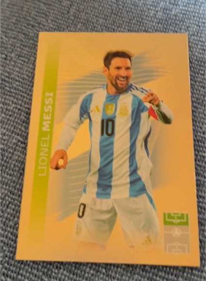 2022 Panini FIFA World Cup Lionel Messi #LIO-1 — front