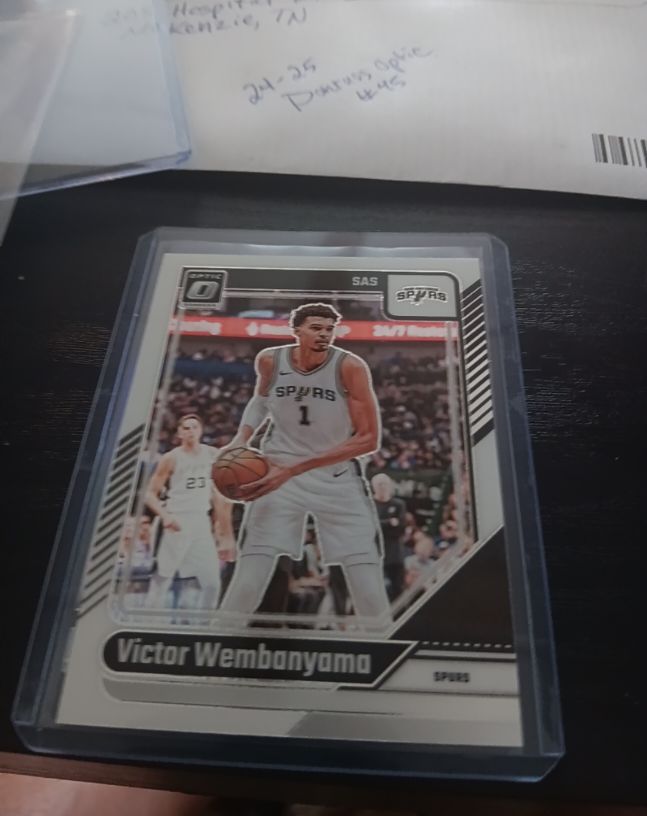 2023 Donruss Optic #1 Victor Wembanyama — front
