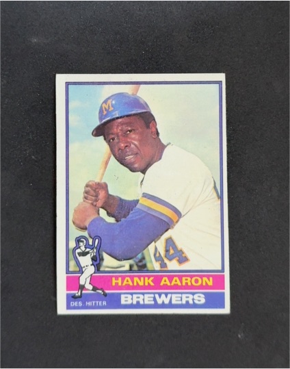 1973 Topps #300 Hank Aaron — front