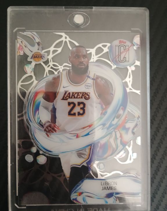 2020 Topps Chrome LeBron James #CL-1 — front