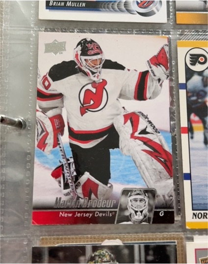 2000 Upper Deck #200 Martin Brodeur — front