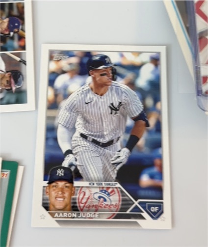 2022 Topps #100 Aaron Judge — front