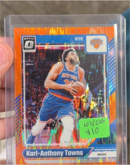 2022 Donruss Optic #36 Karl-Anthony Towns — front