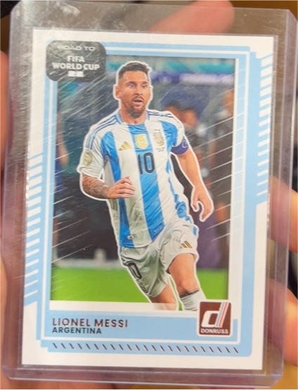 2022 Donruss Road to FIFA World Cup Lionel Messi — front