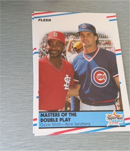 1987 Fleer #SS-1 Ozzie Smith & Ryne Sandberg Masters of the Double Play — front