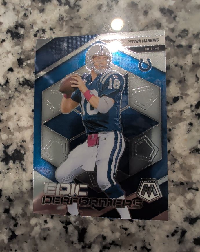 2020 Panini Mosaic Epic Performers #EP-18 Peyton Manning — front