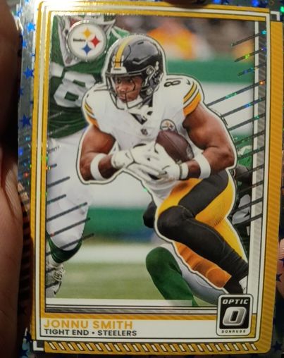 2020 Donruss Optic #8 Jonnu Smith — front