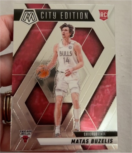 2022 Panini Mosaic City Edition #14 Matas Buzelis — front