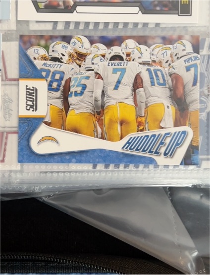2022 Score Huddle Up Los Angeles Chargers — front