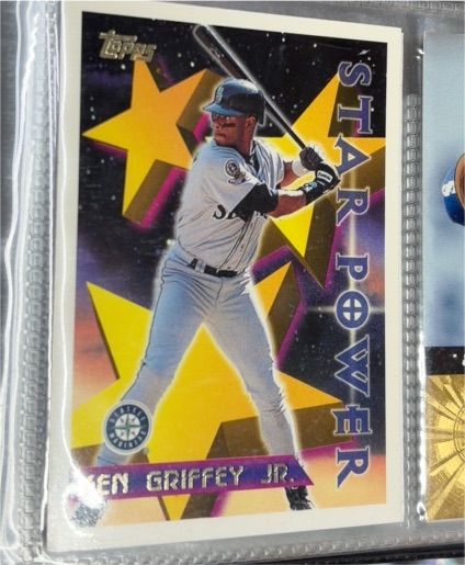 1996 Topps #230 Star Power Ken Griffey Jr — front