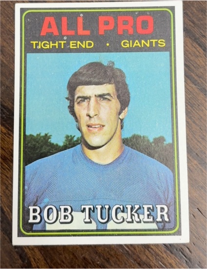 1974 Topps #127 Bob Tucker — front