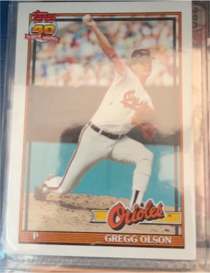 1991 Topps #10 Gregg Olson — front