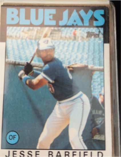 1986 Topps #593 Jesse Barfield — front