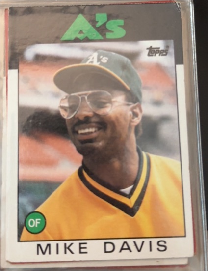 1986 Topps #165 Mike Davis Oakland Athletics — front