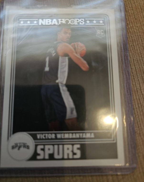 2023-24 Panini NBA Hoops #298 Victor Wembanyama — front