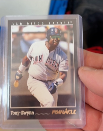 1993 Pinnacle #98 Tony Gwynn — front