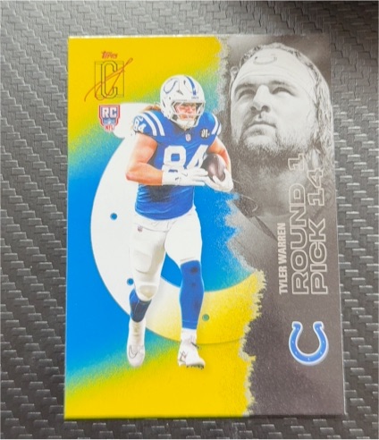 2025 Topps Signature Class #110 Tyler Warren — front