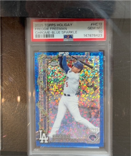 2025 Topps Holiday Chrome Blue Sparkle #HC12 Freddie Freeman — front