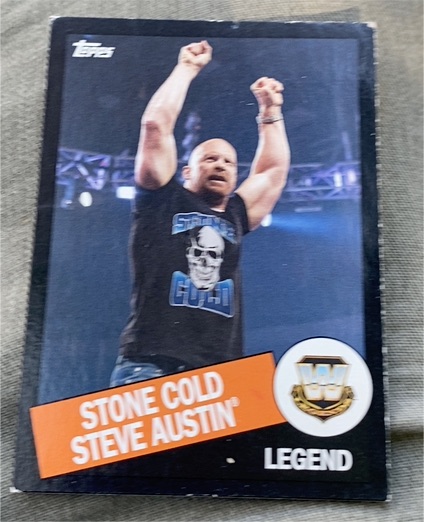 2015 Topps Heritage WWE #111 Stone Cold Steve Austin Legend — front