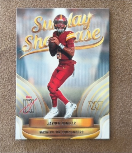 2025 Topps Signature Class #SS-6 Jayden Daniels Sunday Showcase — front