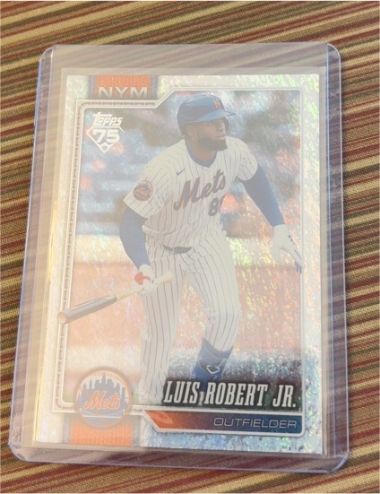 2026 Topps Series 2 #423 Luis Robert Jr. — front