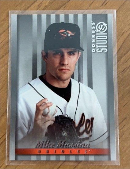 1997 Donruss Studio #39 Mike Mussina — front