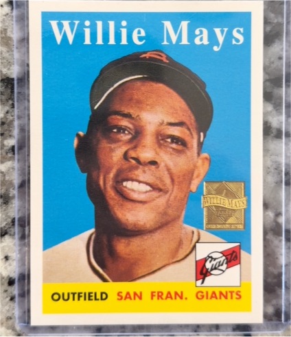 1997 Topps #10 Willie Mays — front