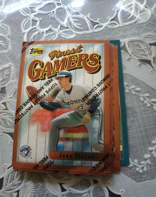 1996 Topps Finest Gamers #98 John Olerud — front