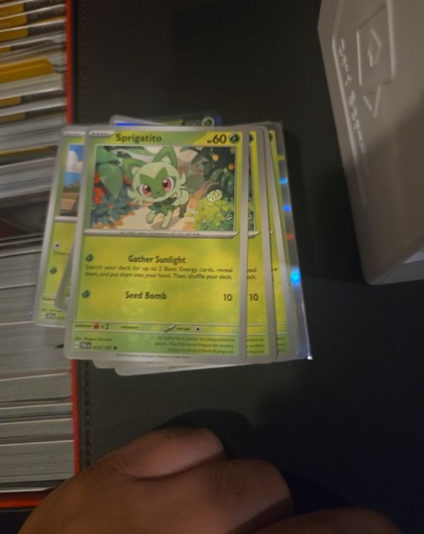 2022 Pokémon Scarlet & Violet #012 Sprigatito — front