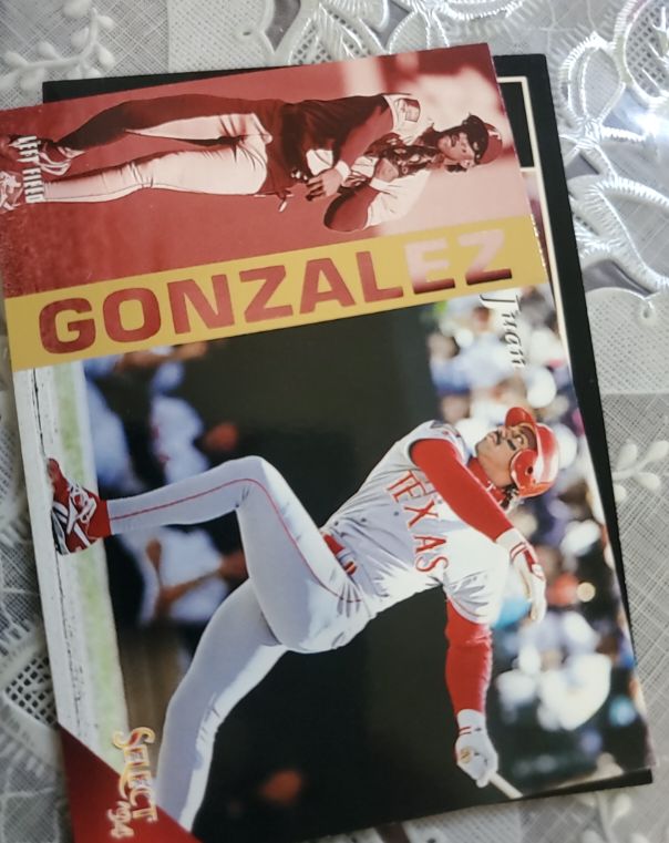 1994 Select #212 Juan Gonzalez — front
