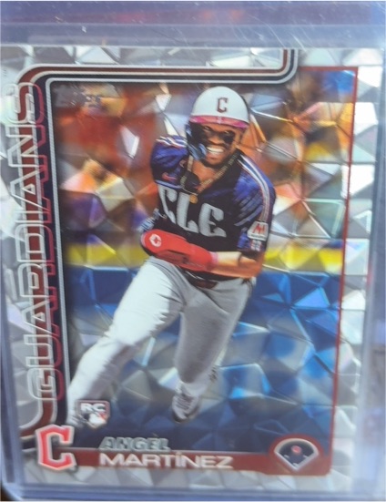 2025 Topps Series 1 #27 Angel Martinez Diamante Foil Rookie — front