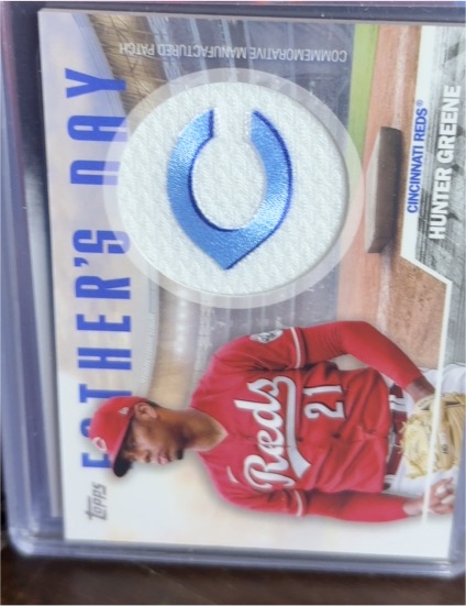 2023 Topps Series 2 Father's Day Commemorative Team Patch #FD-HG Hunter Greene — front
