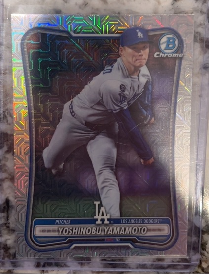 2026 Bowman Chrome #2 Yoshinobu Yamamoto Mojo Refractor — front